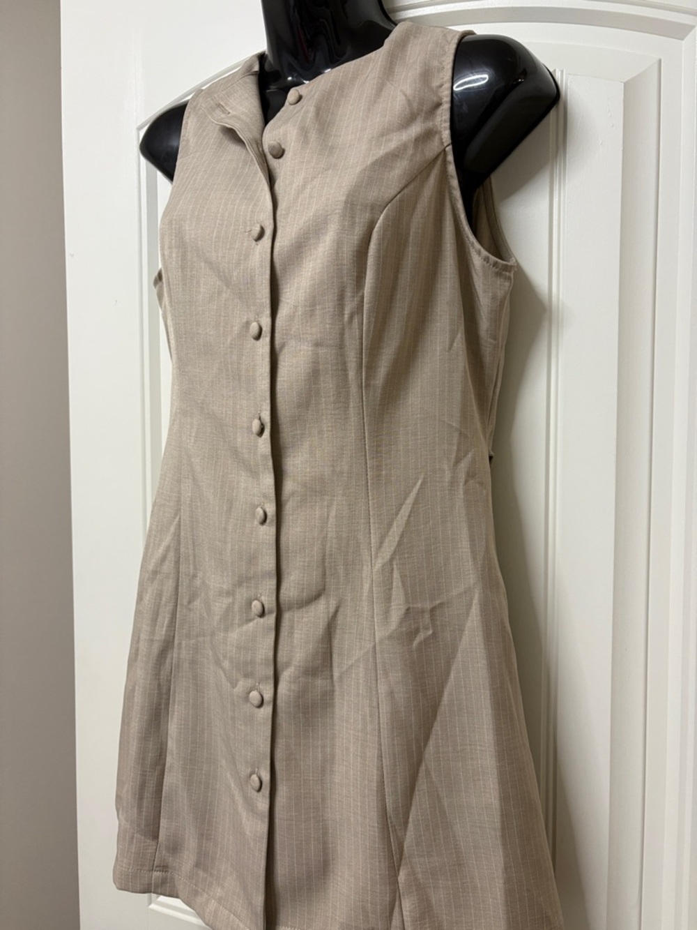 Forever 21 Sleeveless Button-Front Taupe Tunic